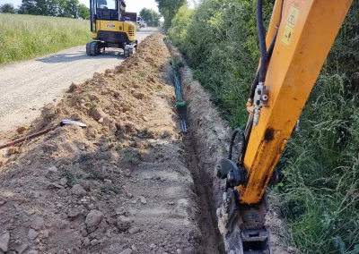 Ouverture de tranchée chantier joué sur Erdre idealis tp